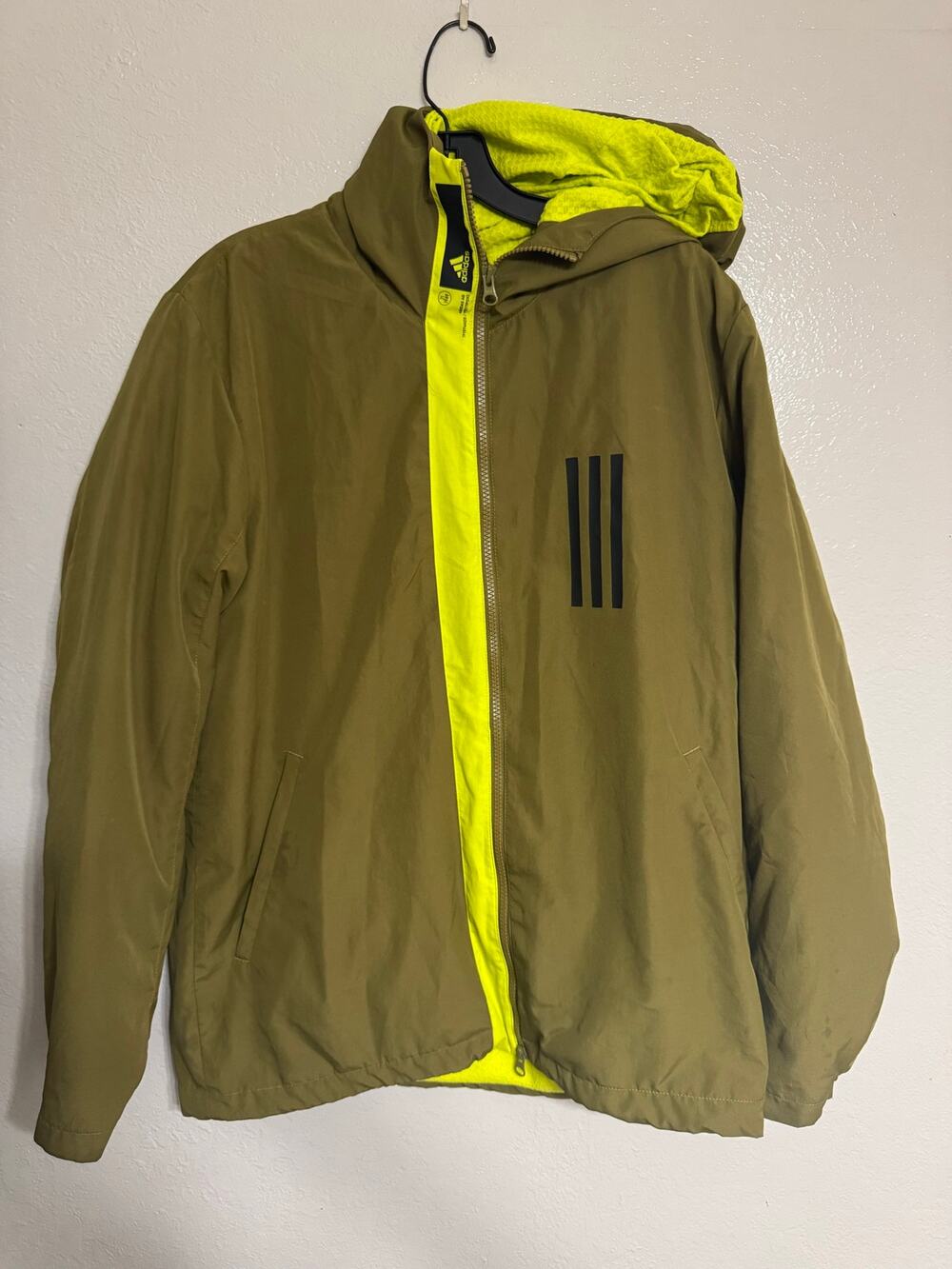Adidas Primeblue Running Jacket Women’s M Olive Green Neon Yellow Hooded FullZip